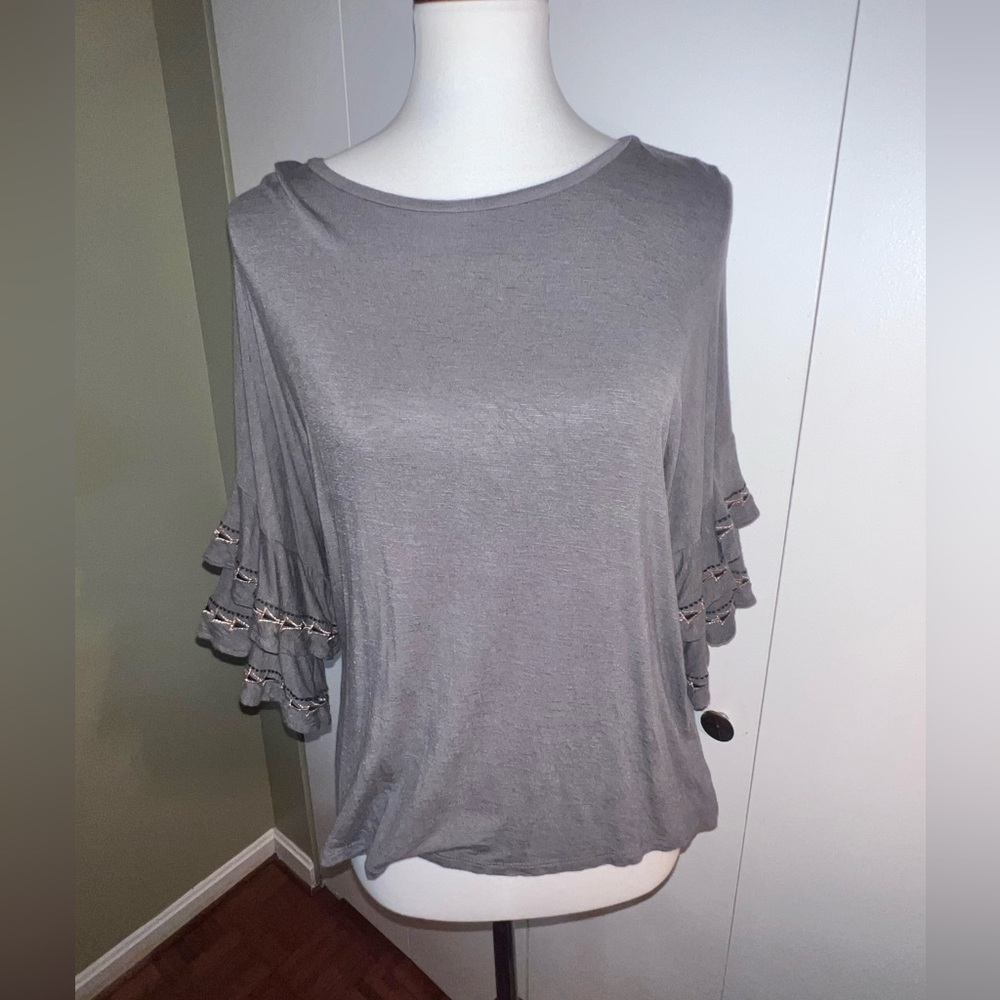 Apt. 9 Light Gray Ruffle Sleeve Tee